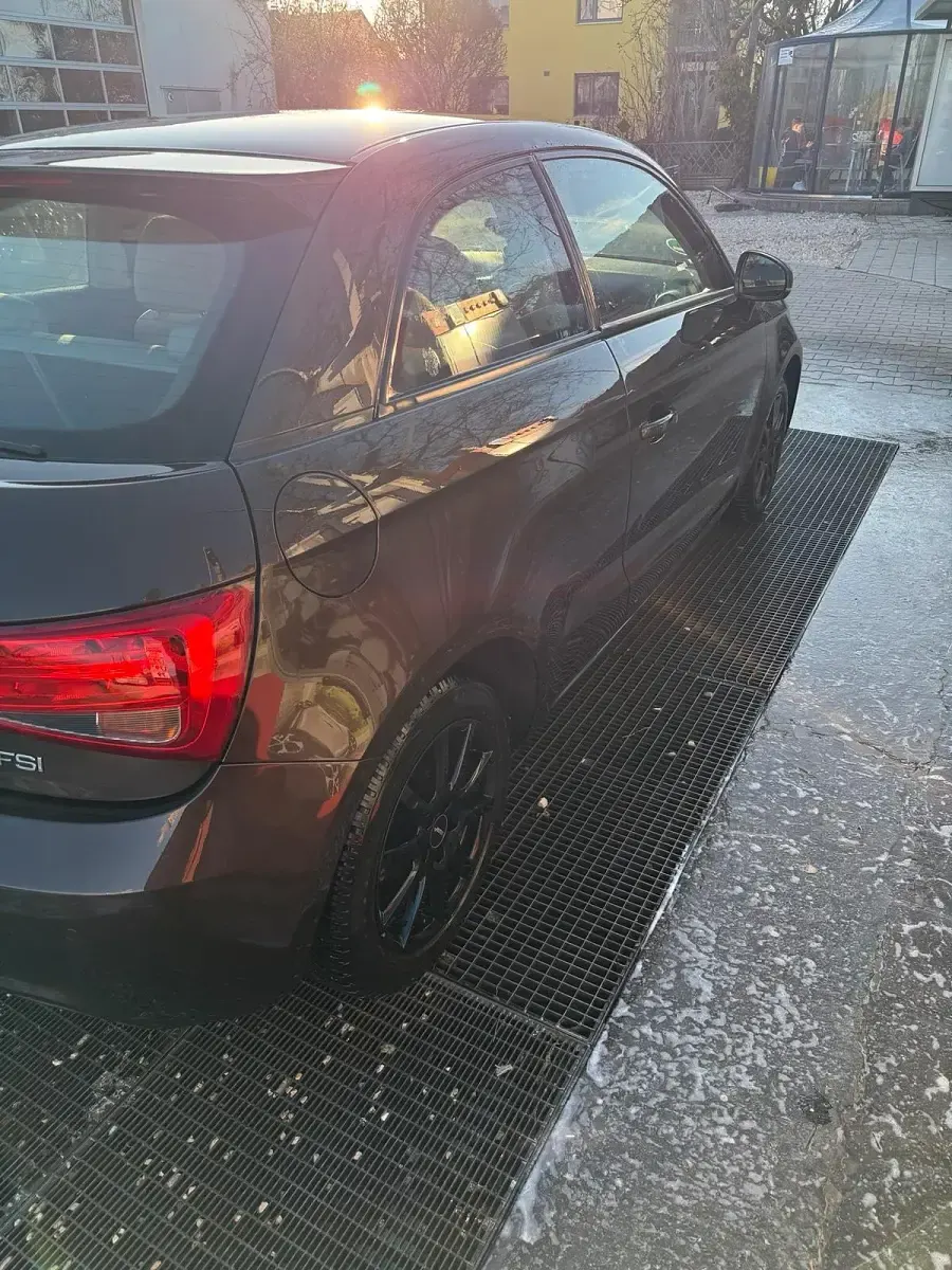 Brugt Audi A1 86 HK (63 kW) 2014 Brun Hatchback