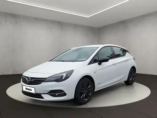 Gebraucht Opel Astra Design & Tech 110 PS (80 kW) 2022 Schnee weiß (uni) Limousine
