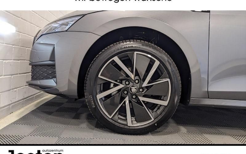 Gebraucht Skoda Octavia SportLine 150 PS (110 kW) 2025 Grau Kombi