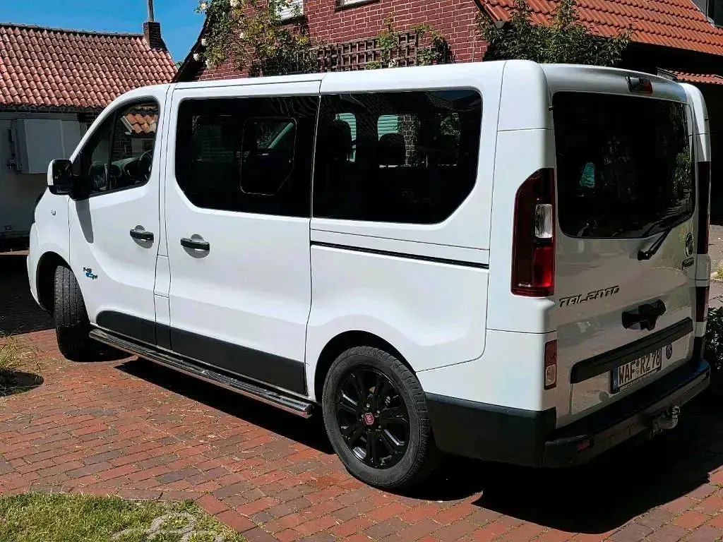 Gebraucht Fiat Talento 145 PS (106 kW) 2018 Weiß Van / Kleinbus