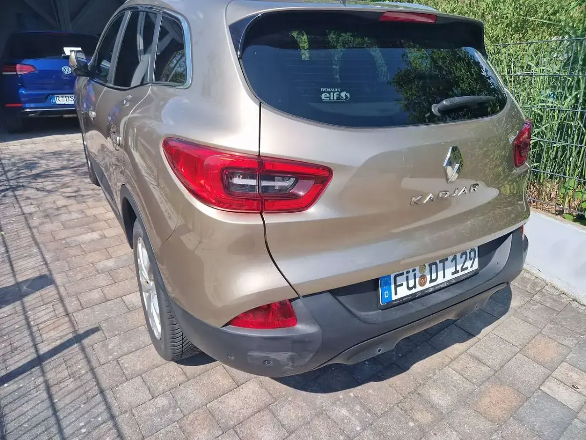 Gebraucht Renault Kadjar Life 131 PS (96 kW) 2017 Beige dune SUV