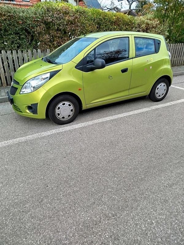 Gebraucht Chevrolet Spark 68 PS (50 kW) 2010 Grün Kleinwagen