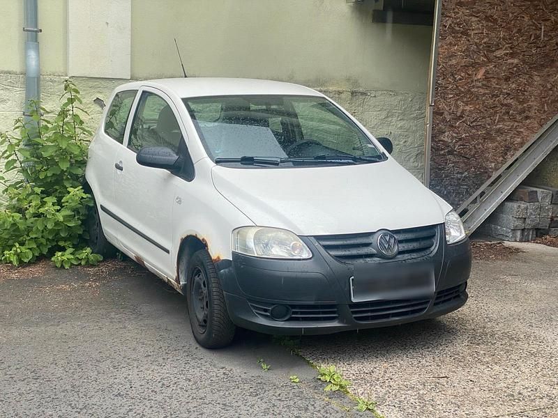Weiß Gebraucht 2009 VW Fox Kleinwagen | 500 € (Superpreis) - Bild 1/4