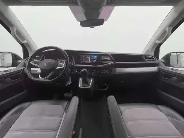 Second-hand VW Multivan Generation Six 204 CP (150 kW) 2022 Andere Monovolum