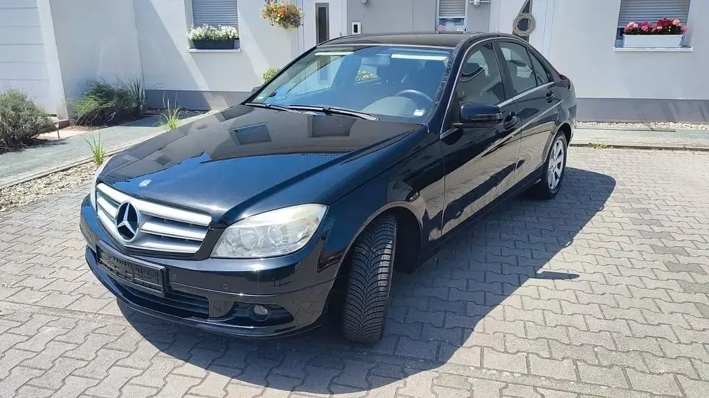 Gebraucht Mercedes C180 156 PS (114 kW) 2008 Schwarz Limousine