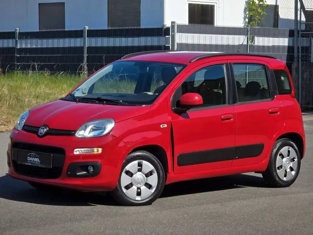 Gebraucht Fiat Panda Lounge 69 PS (50 kW) 2016 Rot Kleinwagen