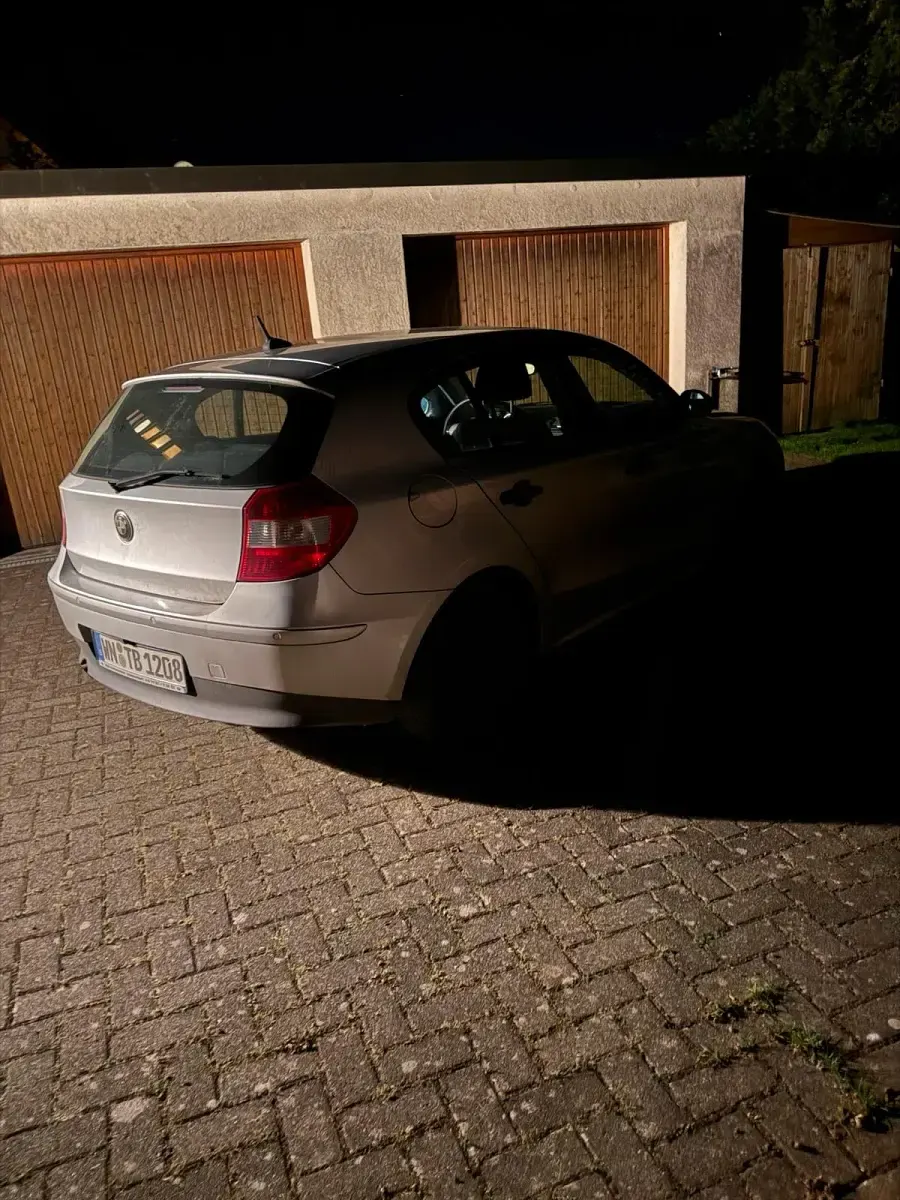 Gebraucht BMW 116 116 PS (85 kW) 2005 Silber Kleinwagen