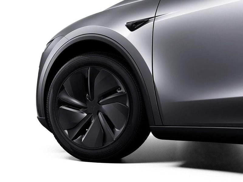 Neu Tesla Model Y 378 kW (514 PS) 2025 Silber SUV