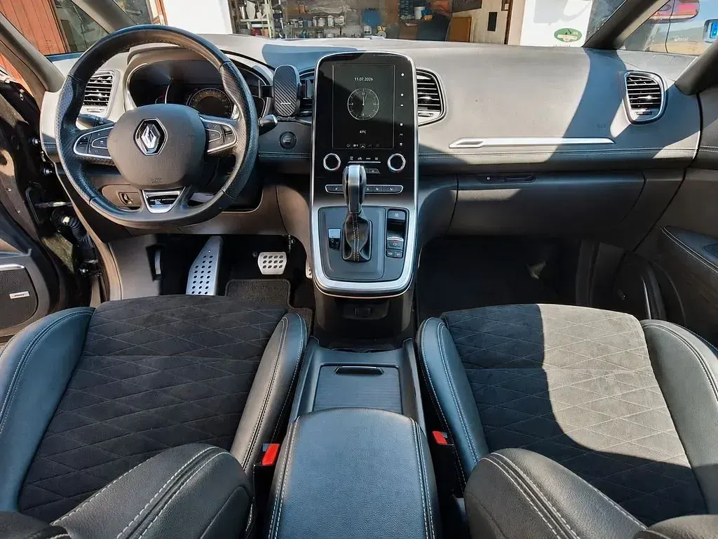 Gebraucht Renault Scénic IV Black Edition 158 PS (116 kW) 2021 Schwarz Van / Kleinbus