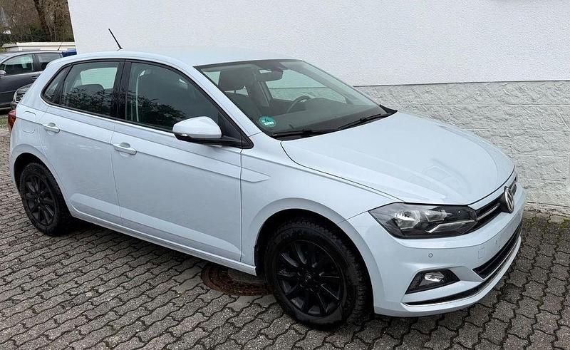 Gebraucht VW Polo Highline 95 PS (69 kW) 2018 Weiß Kleinwagen