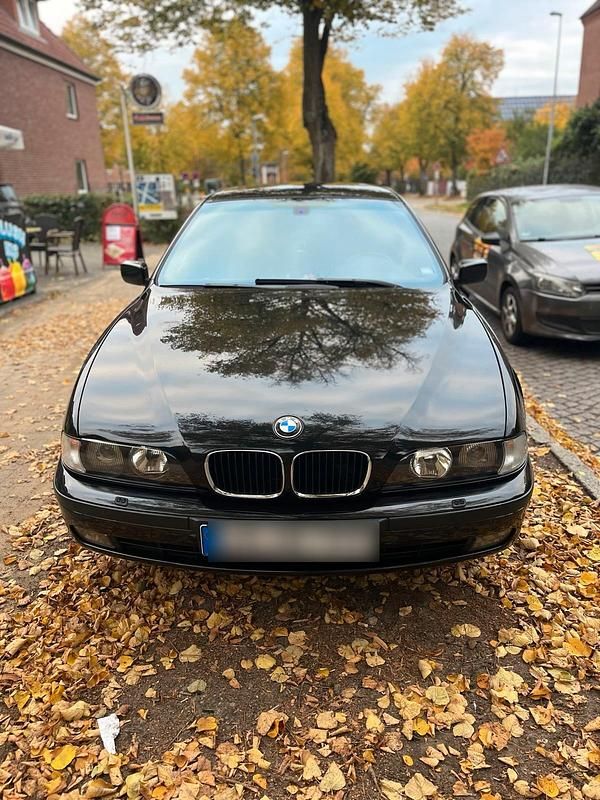 Schwarz Gebraucht 1999 BMW 528 Limousine | 5.280 € (Teuer) - Bild 1/4