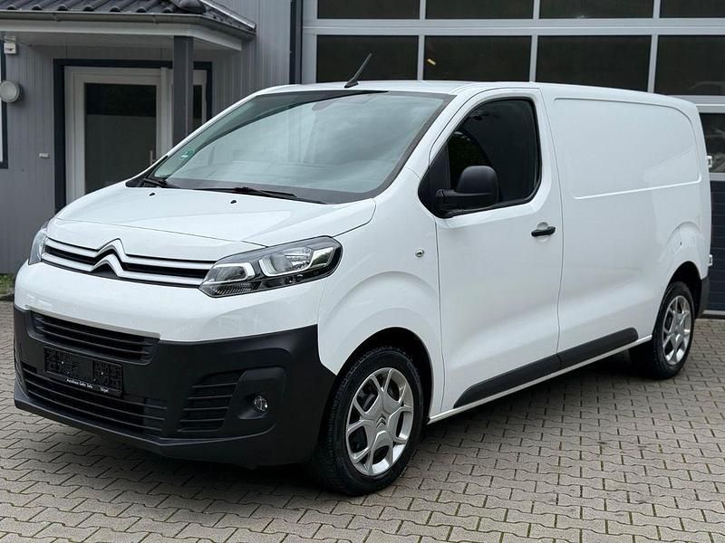 Weiß Gebraucht 2022 Citroën Jumpy Van / Kleinbus | 18.490 € (Superpreis) - Bild 1/4