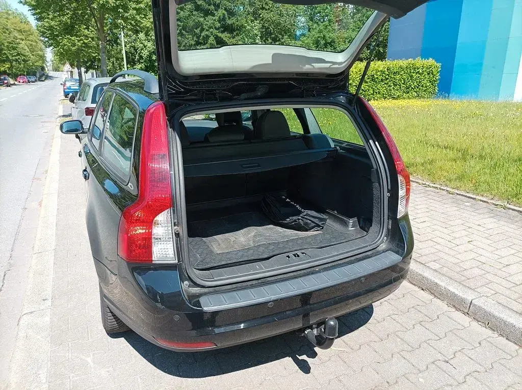 Gebraucht Volvo V50 136 PS (100 kW) 2009 Schwarz Kombi
