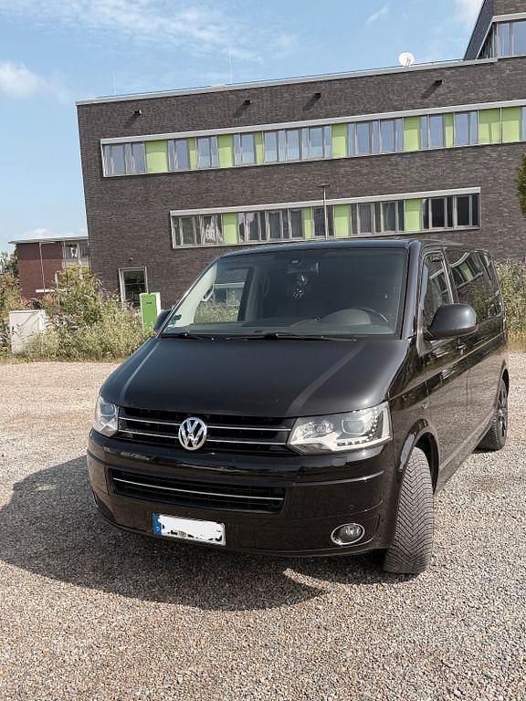 Schwarz Gebraucht 2012 VW T5 Van | 19.900 € (Teuer) - Bild 1/4