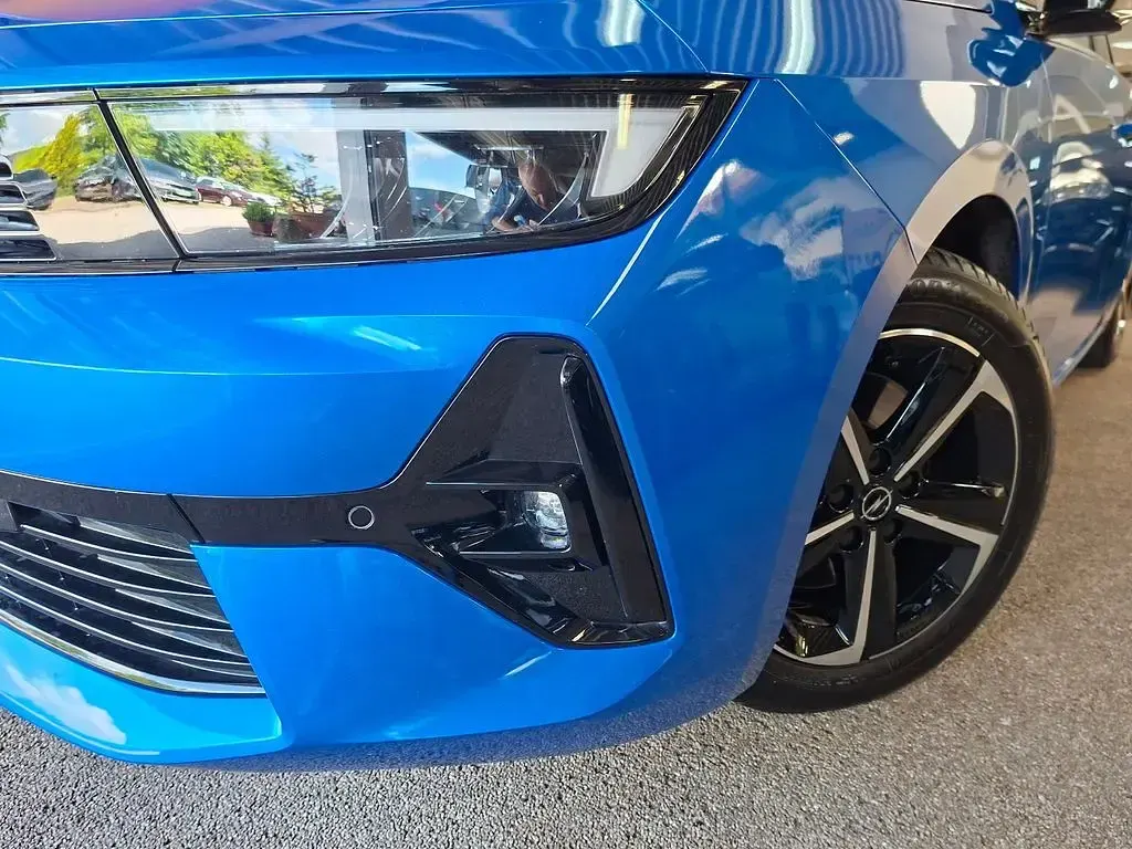 Gebraucht Opel Astra 131 PS (96 kW) 2024 Blau Kleinwagen