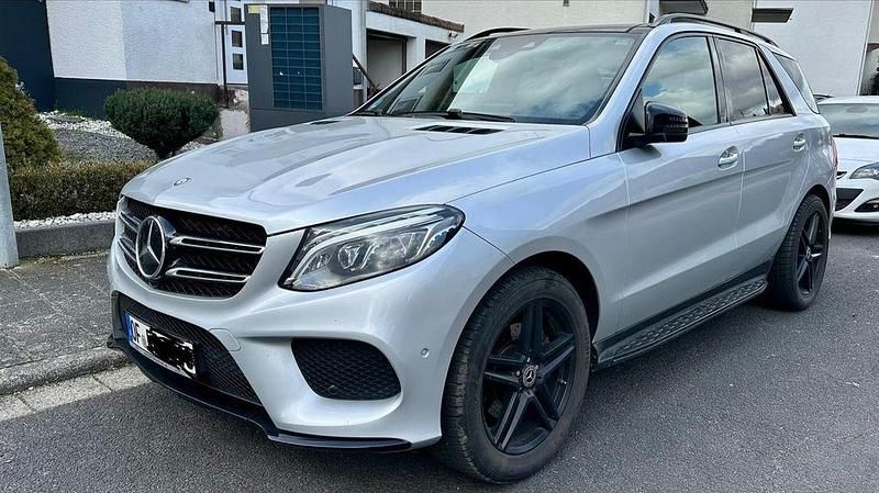 Gebraucht Mercedes GLE350 258 PS (189 kW) 2017 Silber SUV