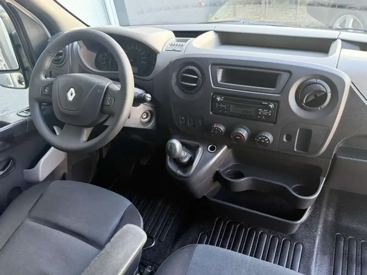 Gebraucht Renault Master 131 PS (96 kW) 2017 Weiß Van