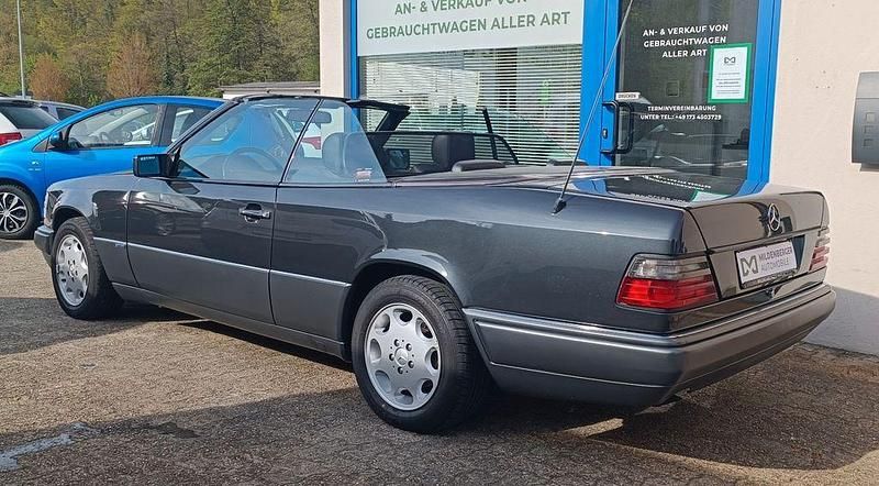 Gebraucht Mercedes E320 Sportline 220 PS (161 kW) 1994 Grau Cabrio