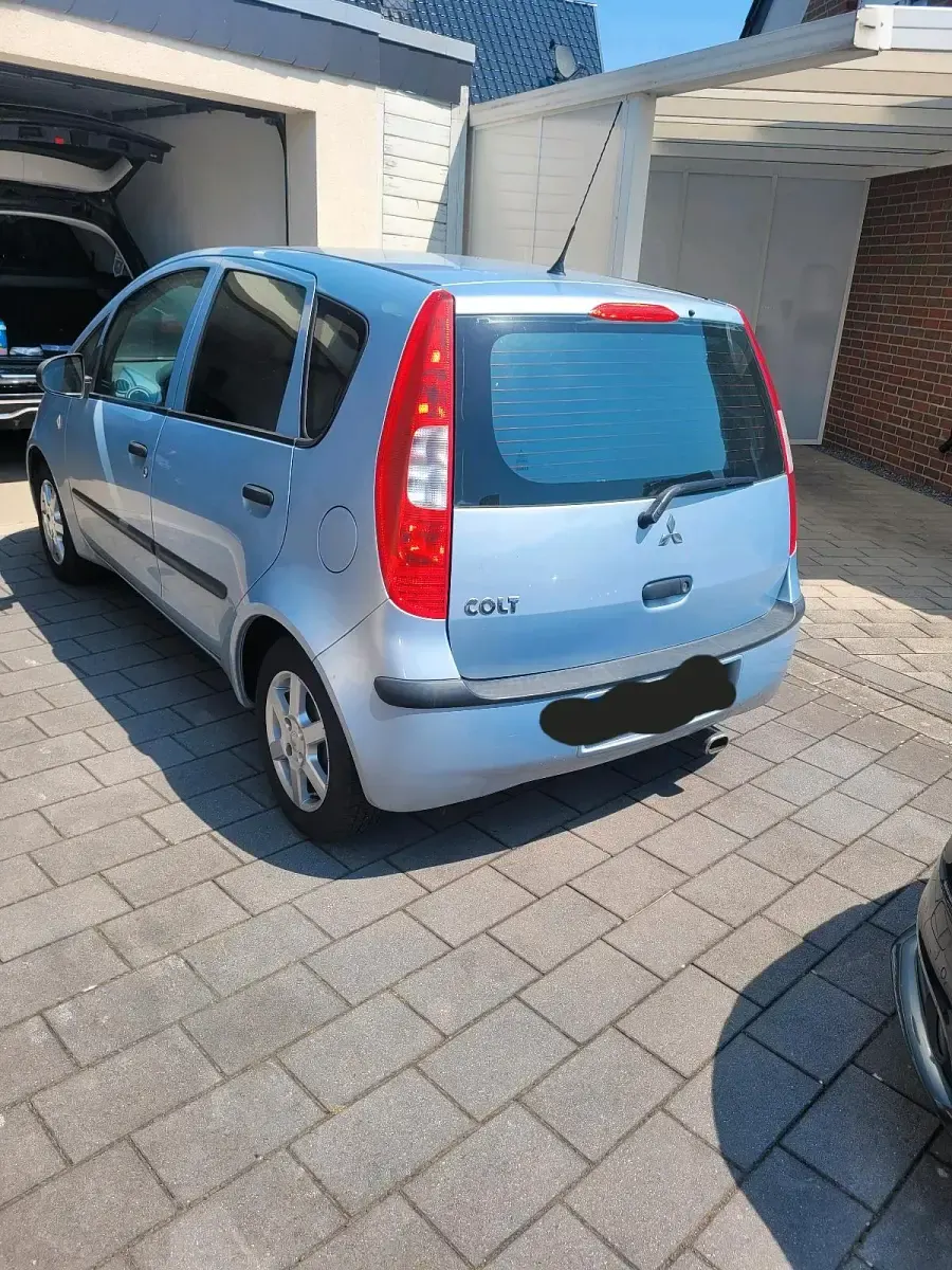 Gebraucht Mitsubishi Colt 95 PS (69 kW) 2004 Blau Kleinwagen