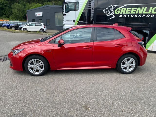 Gebraucht Toyota Corolla Hybrid Team 98 PS (72 kW) 2020 Rot Limousine