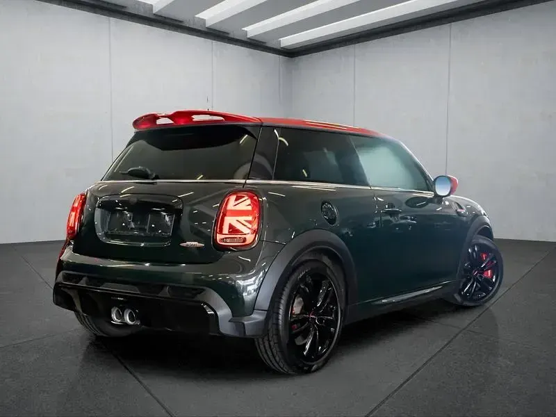 Gebraucht Mini John Cooper Works 231 PS (169 kW) 2022 Grün Kleinwagen