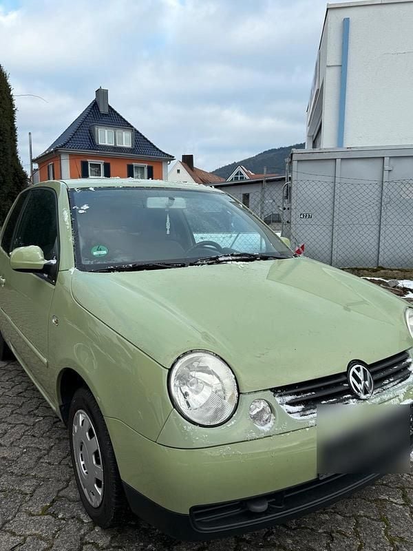 Grün Gebraucht 2003 VW Lupo Kleinwagen | 1.300 € (Fairer Preis) - Bild 1/4