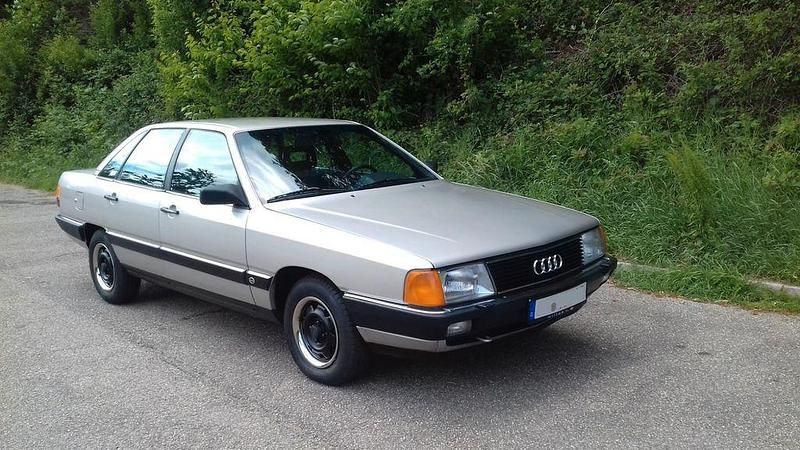 Gebraucht Audi 100 Design 116 PS (85 kW) 1986 Silber Limousine