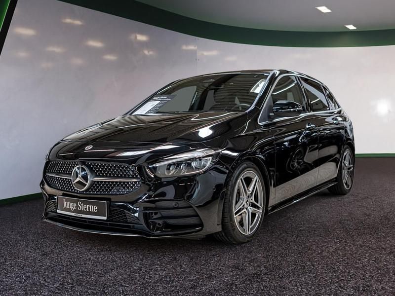 Schwarz Gebraucht 2024 Mercedes B250 Advanced Plus Van / Kleinbus | 36.890 € (Superpreis) - Bild 1/4