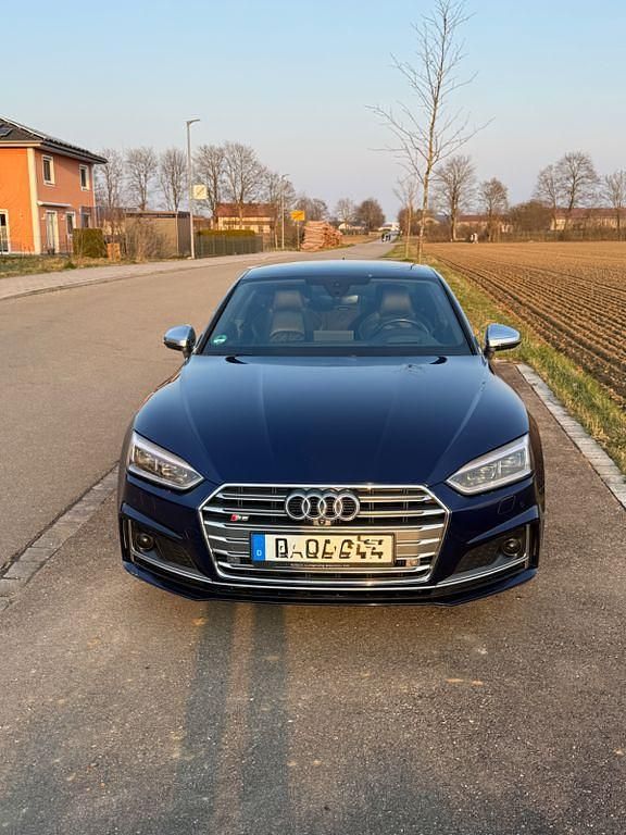 Gebraucht Audi S5 Ambiente 354 PS (260 kW) 2017 Blau Coupé