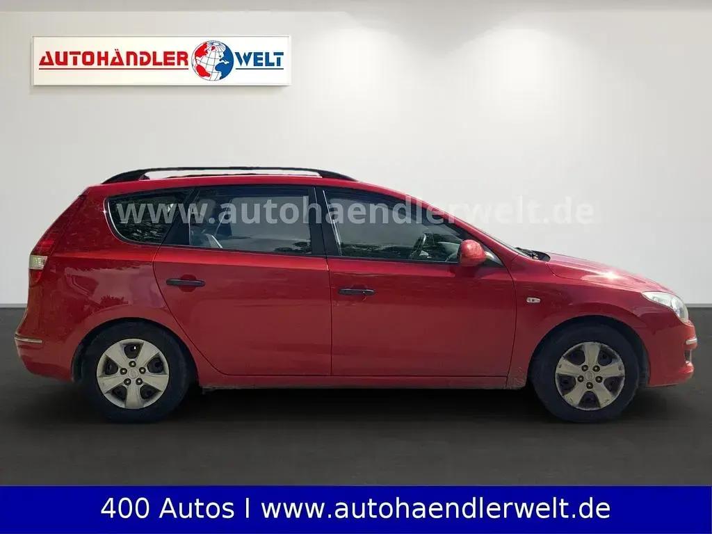 Gebraucht Hyundai i30 Classic 109 PS (80 kW) 2010 Rot Kombi