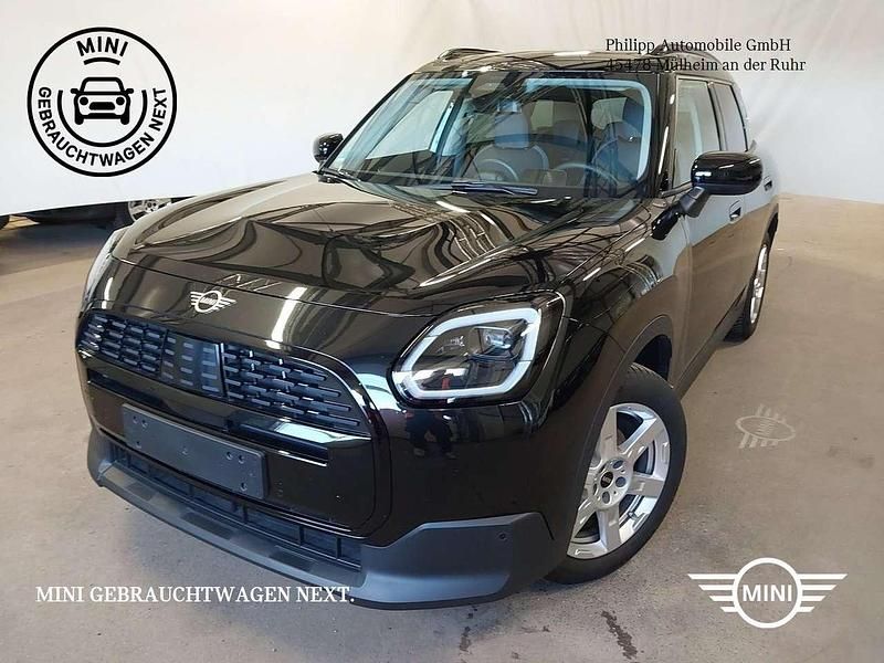 Midnight black metallic Gebraucht 2024 Mini One D Countryman SUV | 36.790 € - Bild 1/4