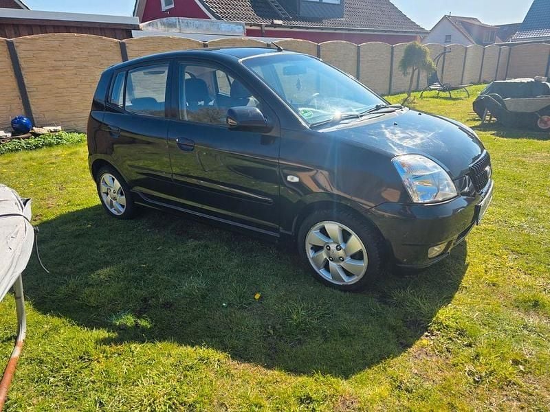 Second-hand Kia Picanto EX 65 CP (47 kW) 2006 Portocaliu Hatchback