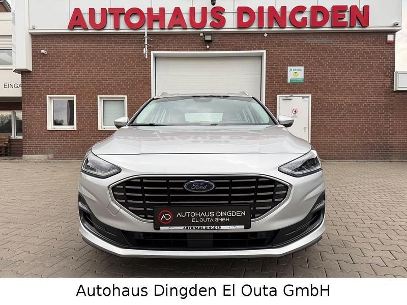 Gebraucht Ford Focus Titanium 120 PS (88 kW) 2022 Grau Kombi