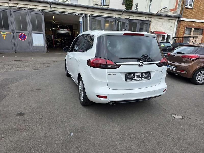 Gebraucht Opel Zafira 131 PS (96 kW) 2017 Van / Kleinbus