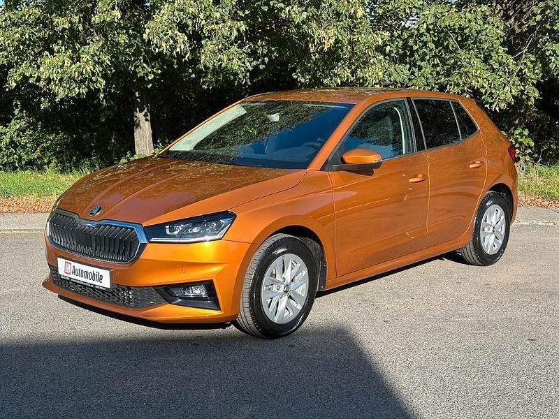Orange Gebraucht 2024 Skoda Fabia Style Kleinwagen | 20.385 € (Fairer Preis) - Bild 1/4