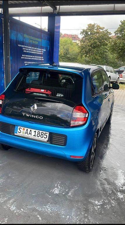 Second-hand Renault Twingo 90 CP (66 kW) 2014 Albastru Hatchback