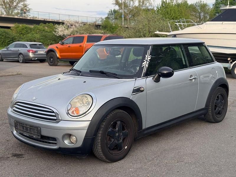 Usado Mini ONE 95 HP (69 kW) 2009 Prateado Citadino