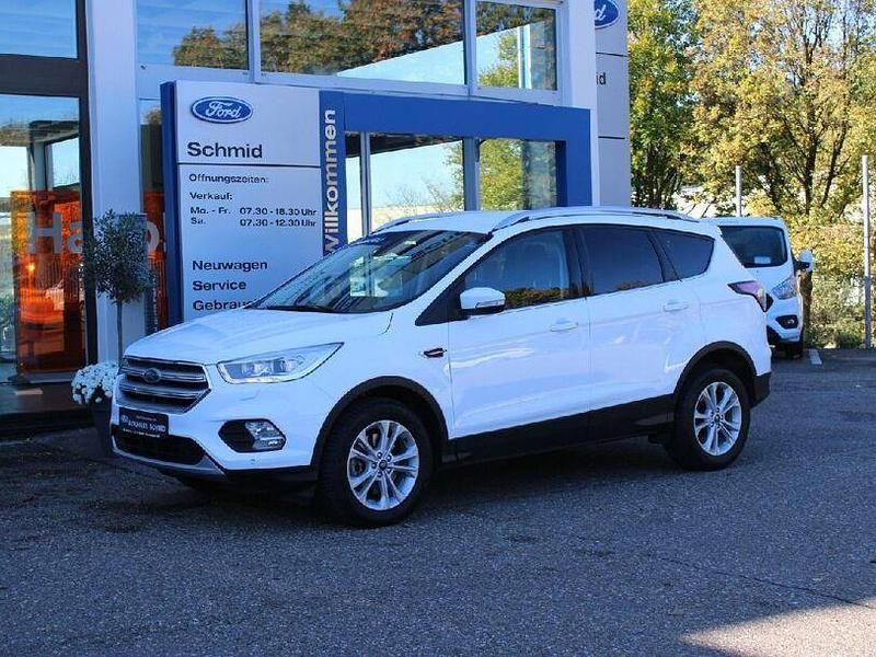 Weiß Gebraucht 2017 Ford Kuga Titanium SUV | 19.990 € (Teuer) - Bild 1/4
