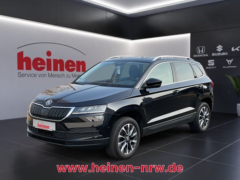 Schwarz Gebraucht 2020 Skoda Karoq Drive SUV | 20.399 € (Fairer Preis) - Bild 1/4