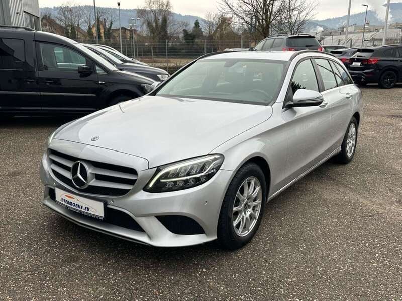 Iridiumsilber metalliclack Gebraucht 2019 Mercedes C180 Kombi | 17.850 € (Guter Preis) - Bild 1/4
