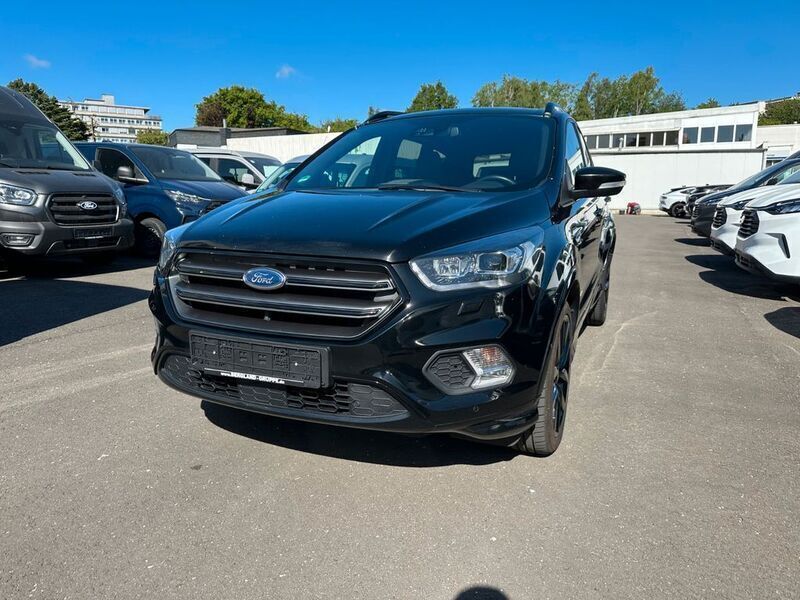 Schwarz Gebraucht 2018 Ford Kuga ST-Line SUV | 14.950 € (Guter Preis) - Bild 1/4