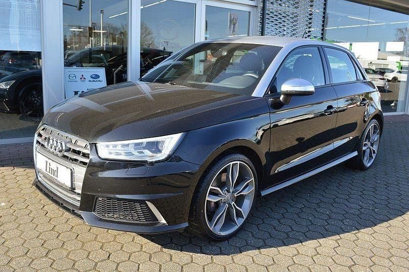 Gebraucht Audi S1 Sportback Ambiente 231 PS (169 kW) 2015 Mythosschwarz metallic Kleinwagen