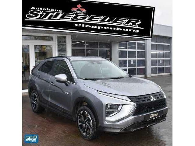 Gebraucht Mitsubishi Eclipse Cross Basis 188 PS (138 kW) 2024 Platinumgrau SUV