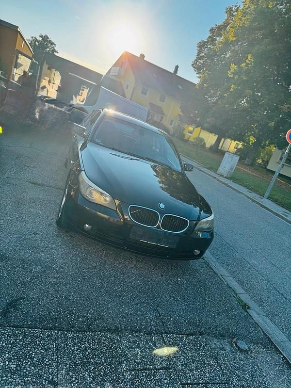 Schwarz Gebraucht 2006 BMW 525 Limousine | 3.400 € (Guter Preis) - Bild 1/4
