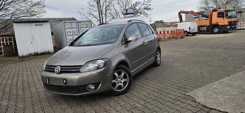 Gebraucht VW Golf VI Team 105 PS (77 kW) 2010 Braun Kleinwagen