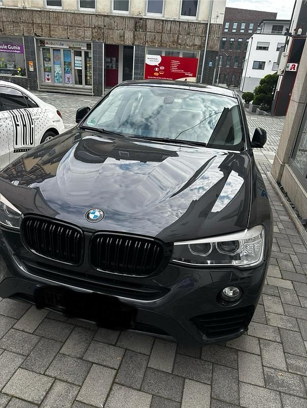 Gebraucht BMW X4 Advantage 190 PS (139 kW) 2017 Grau SUV
