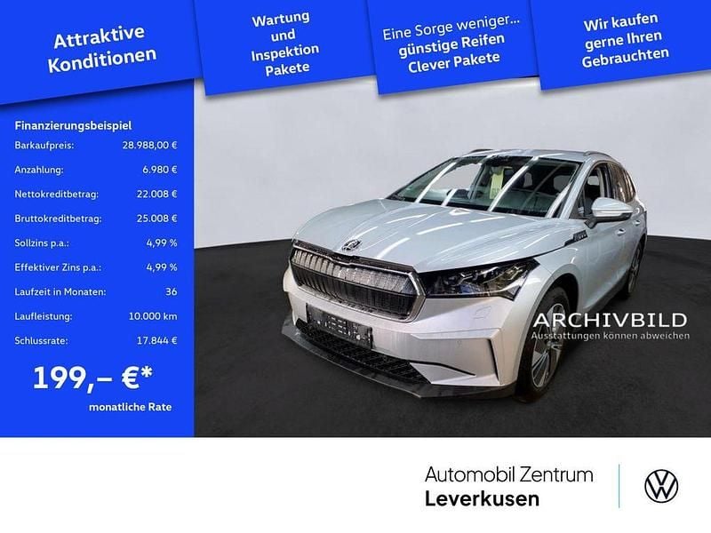Schwarz / brillantsilber (metallic) Gebraucht 2024 Skoda Enyaq iV Loft SUV | 28.988 € (Superpreis) - Bild 1/4