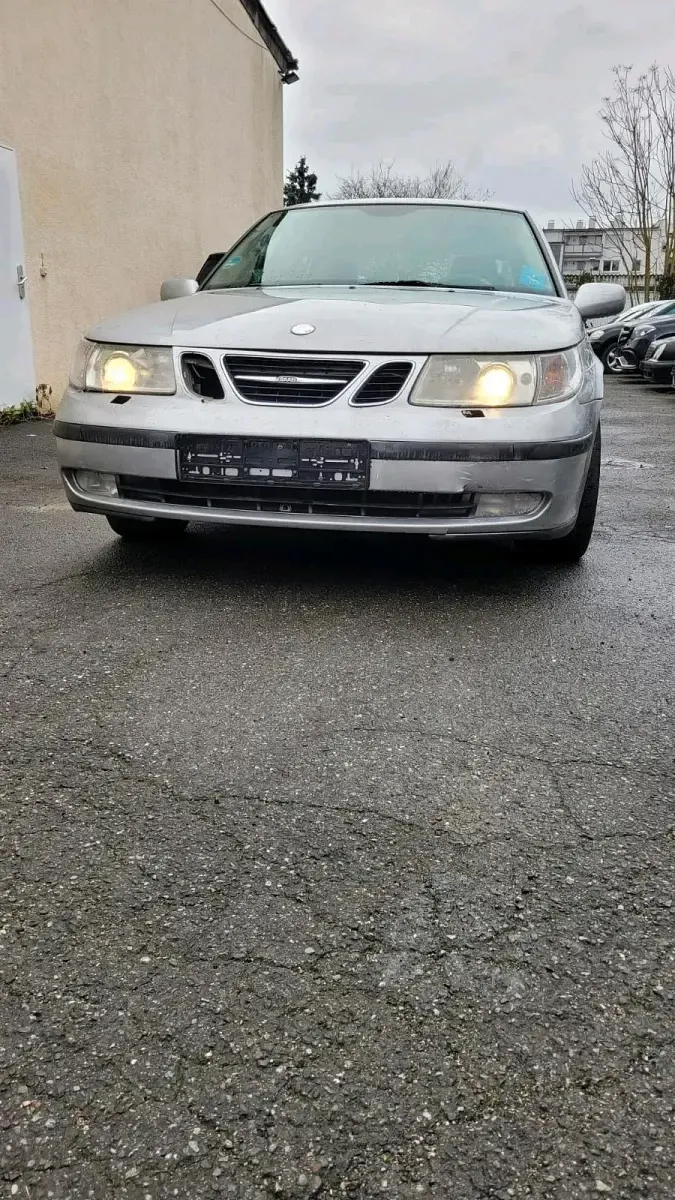 Usata Saab 9-5 200 CV (147 kW) 2002 Argento Berlina