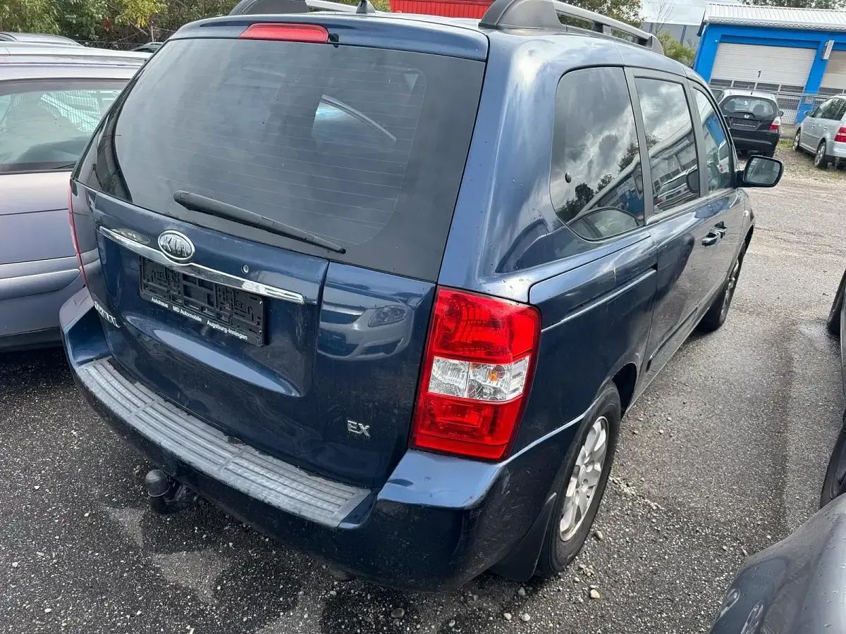 Brugt Kia Carnival 185 HK (136 kW) 2009 Blå MPV