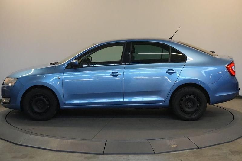 Gebraucht Skoda Rapid Ambition 122 PS (89 kW) 2013 Blau Limousine